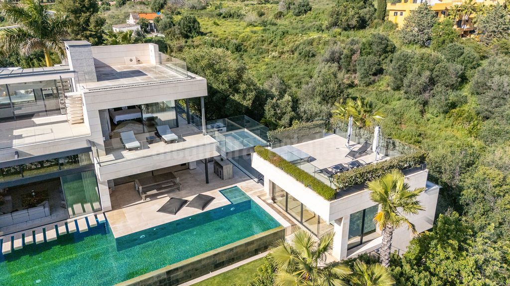 Casa en Las Lomas del Marbella Club, Marbella