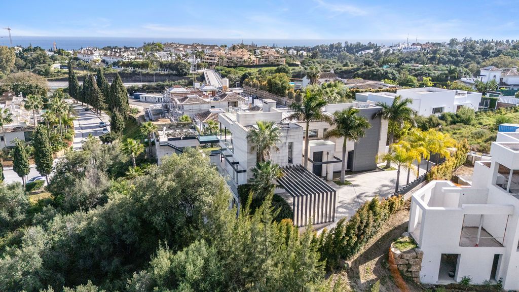 Casa en Las Lomas del Marbella Club, Marbella