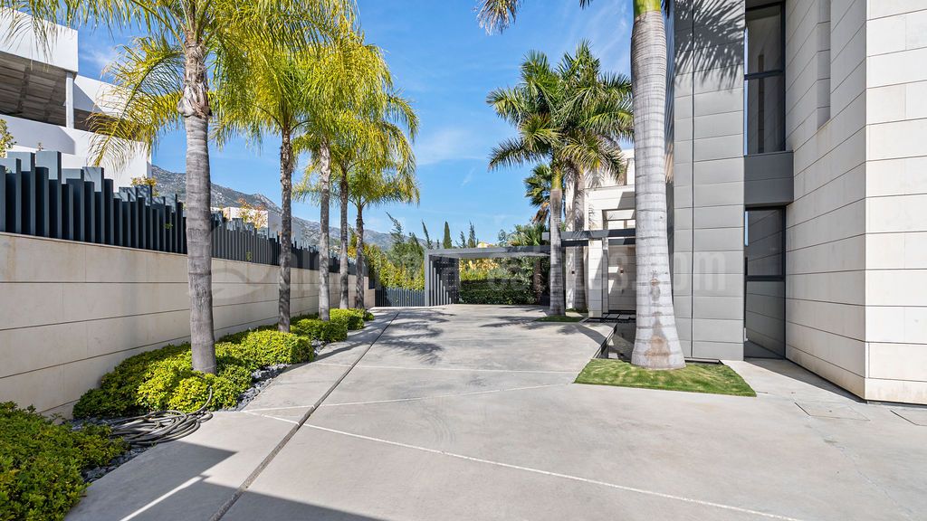 Casa en Las Lomas del Marbella Club, Marbella