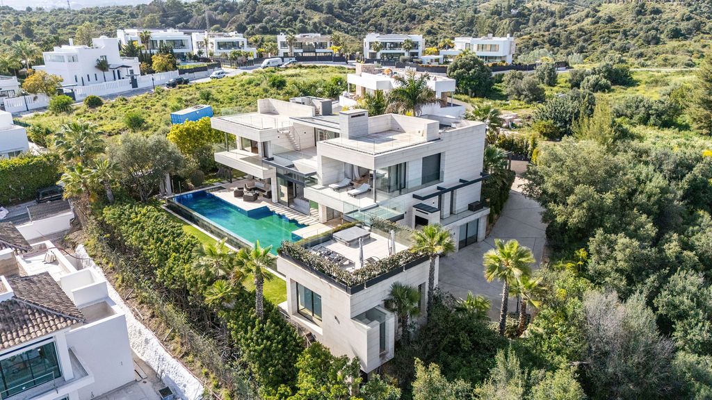 Casa en Las Lomas del Marbella Club, Marbella