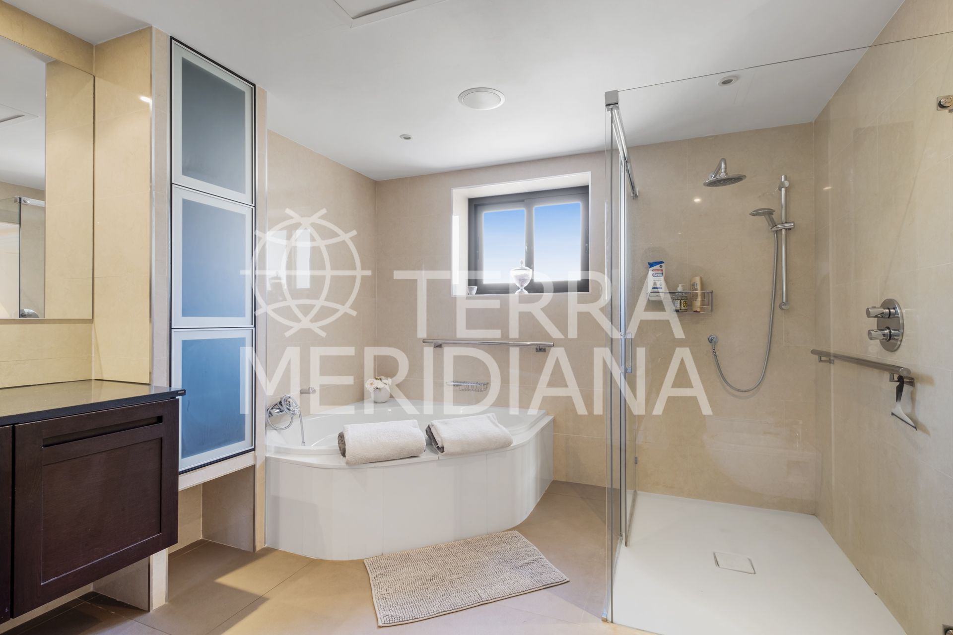 Villa in Los Naranjos Golf, Marbella