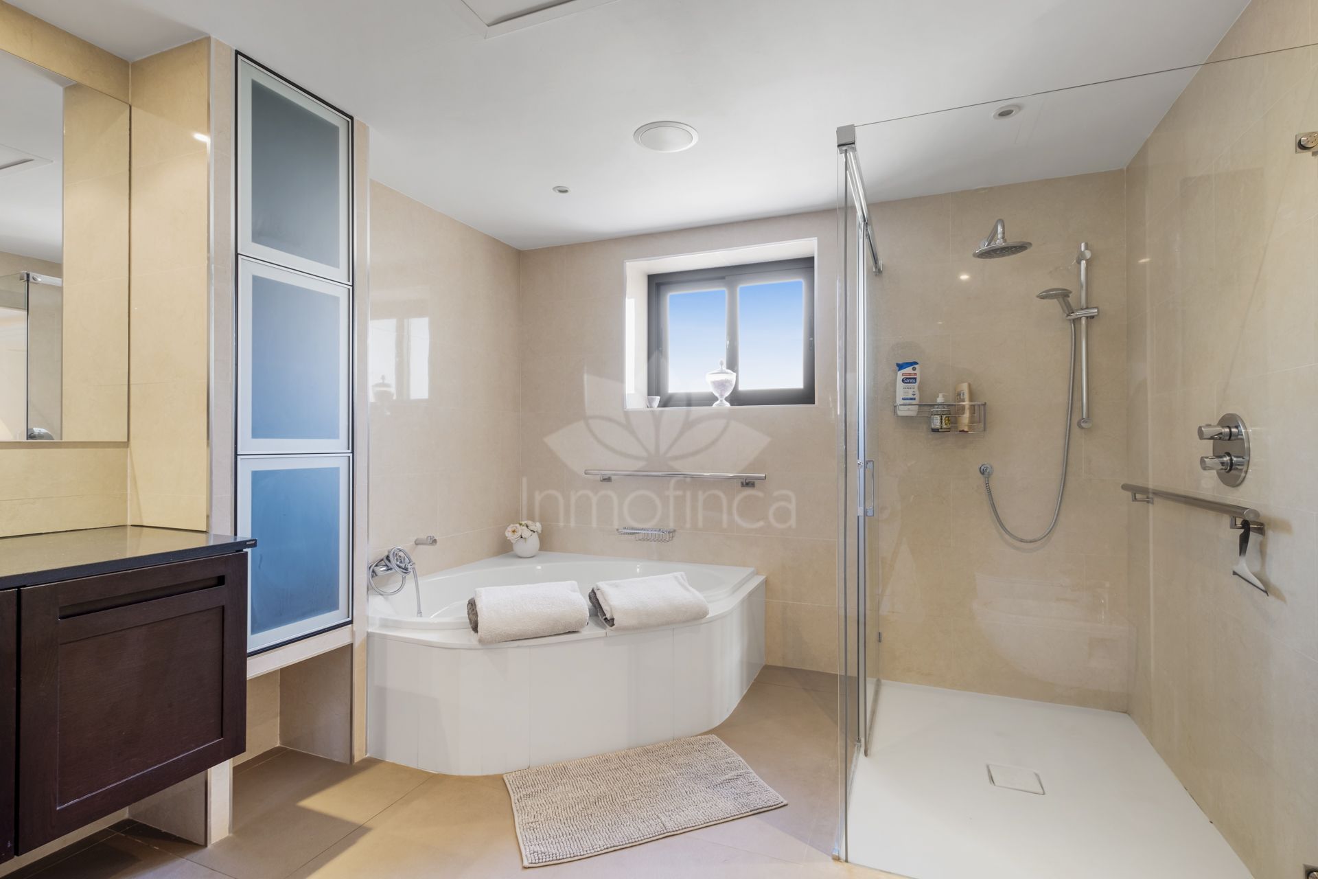 Villa en Los Naranjos Golf, Marbella