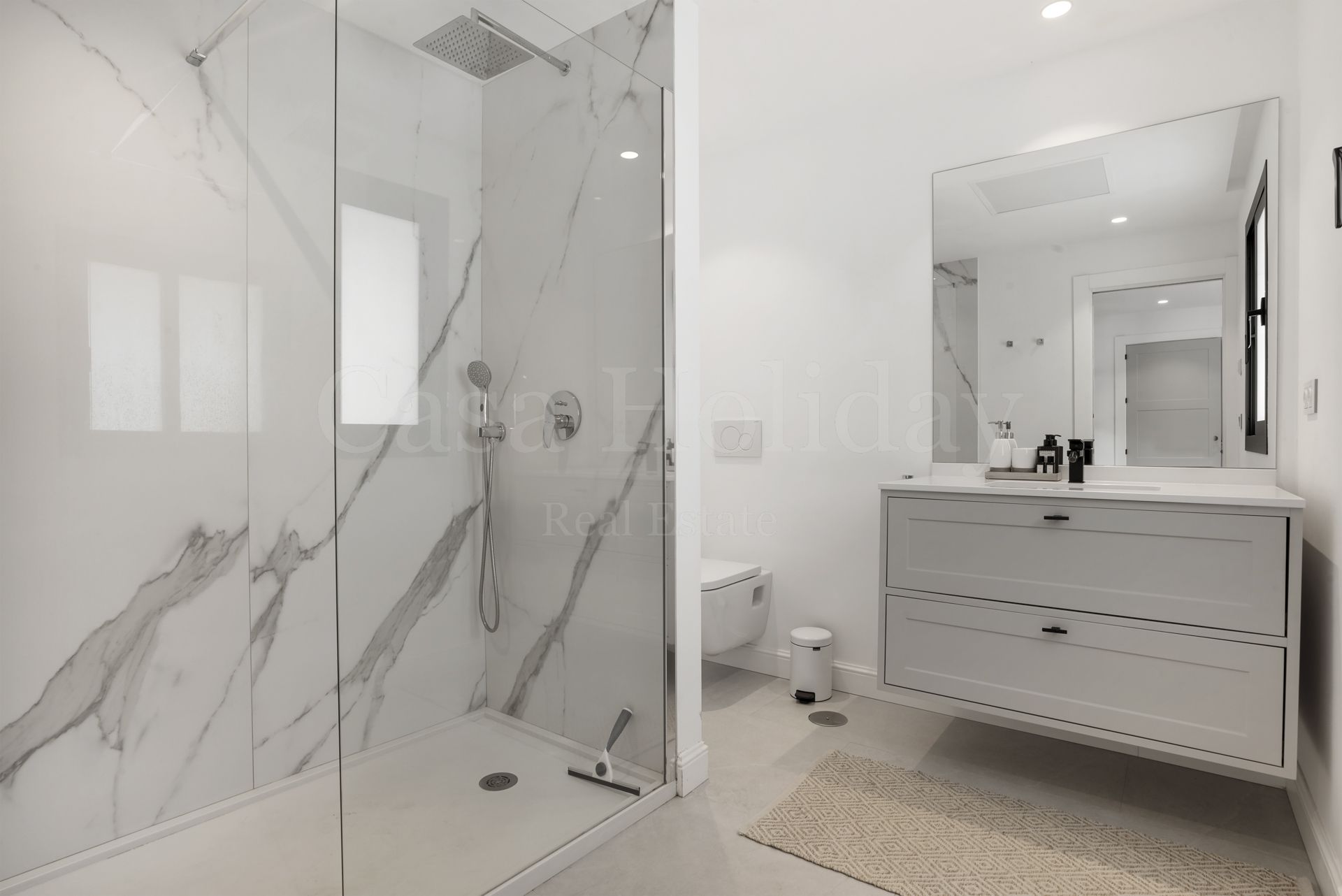 Villa en Altos del Paraiso, Benahavis