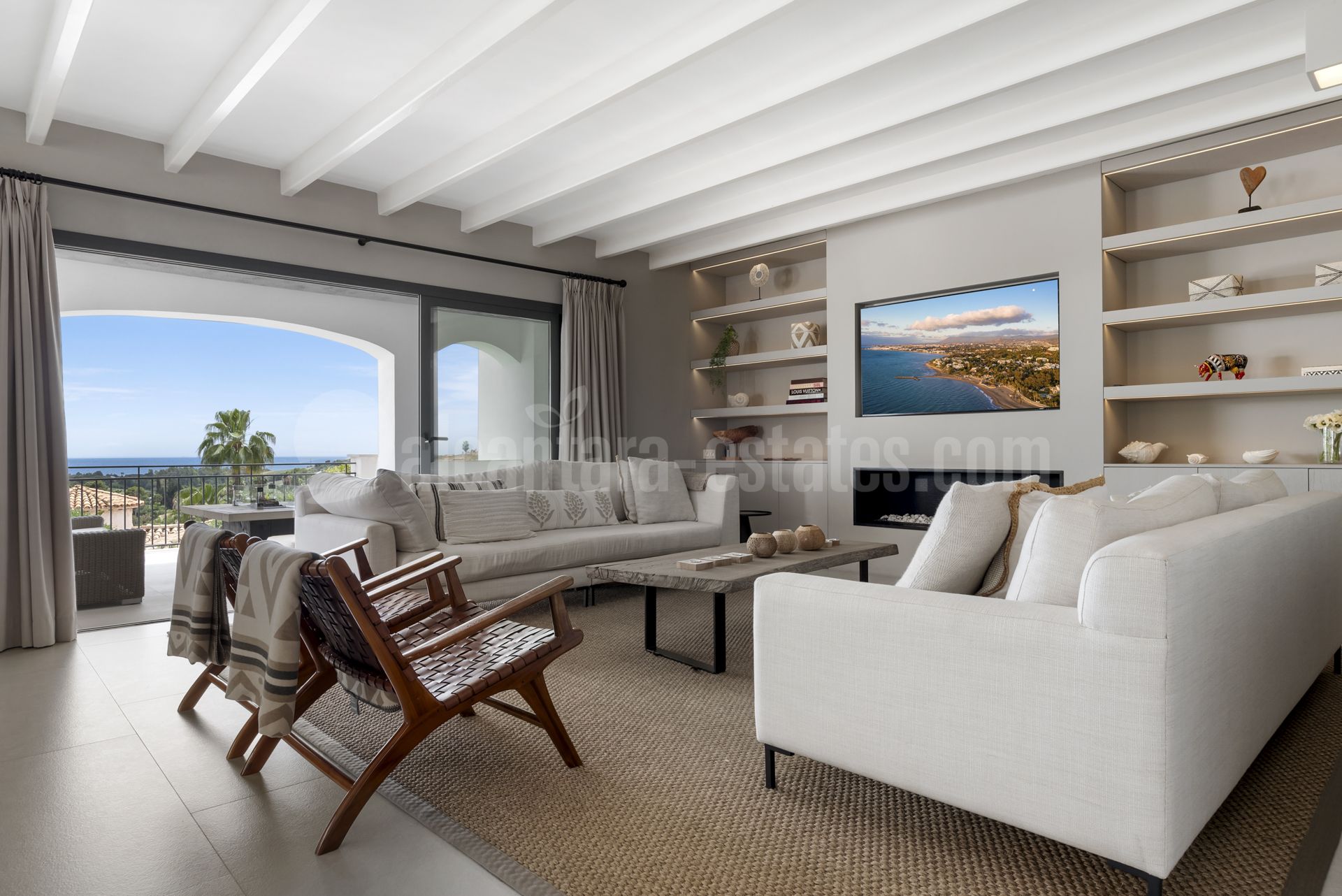 Villa en Altos del Paraiso, Benahavis