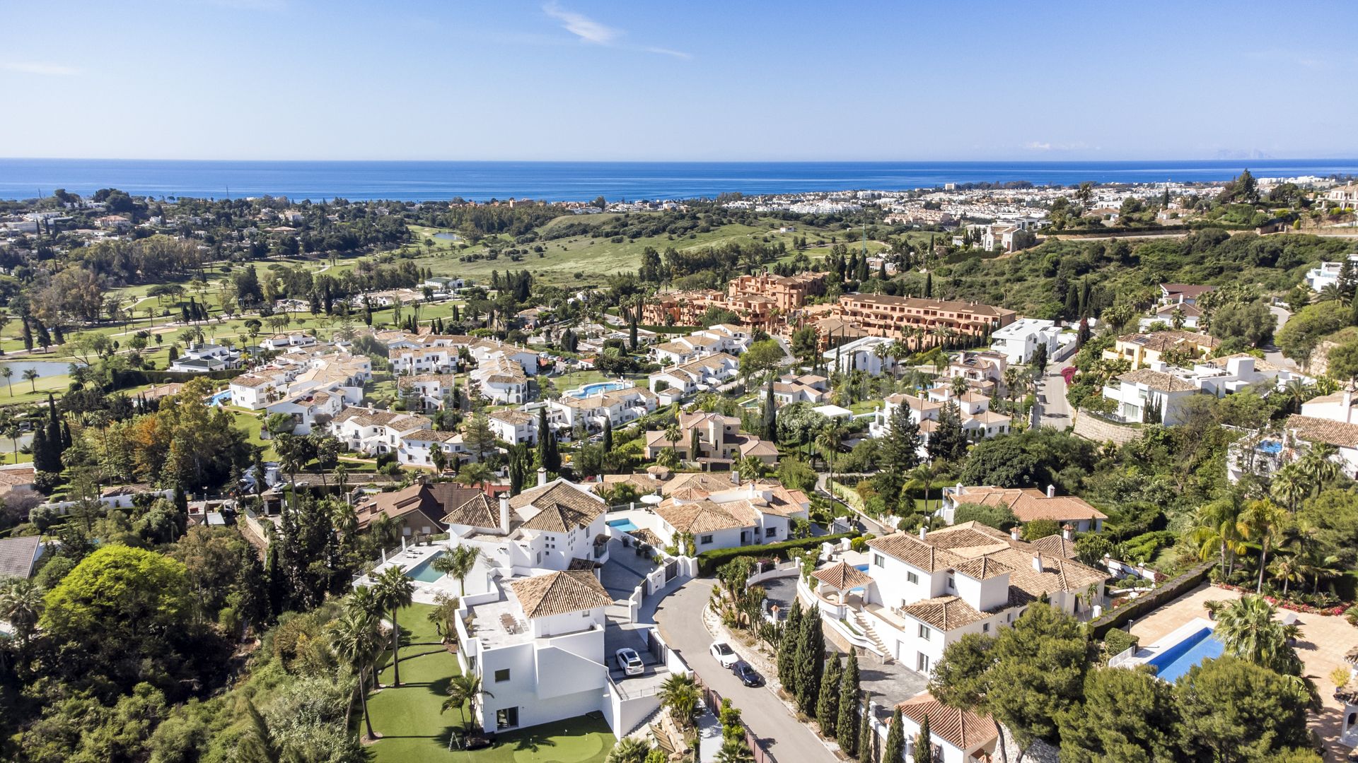 Villa en Altos del Paraiso, Benahavis