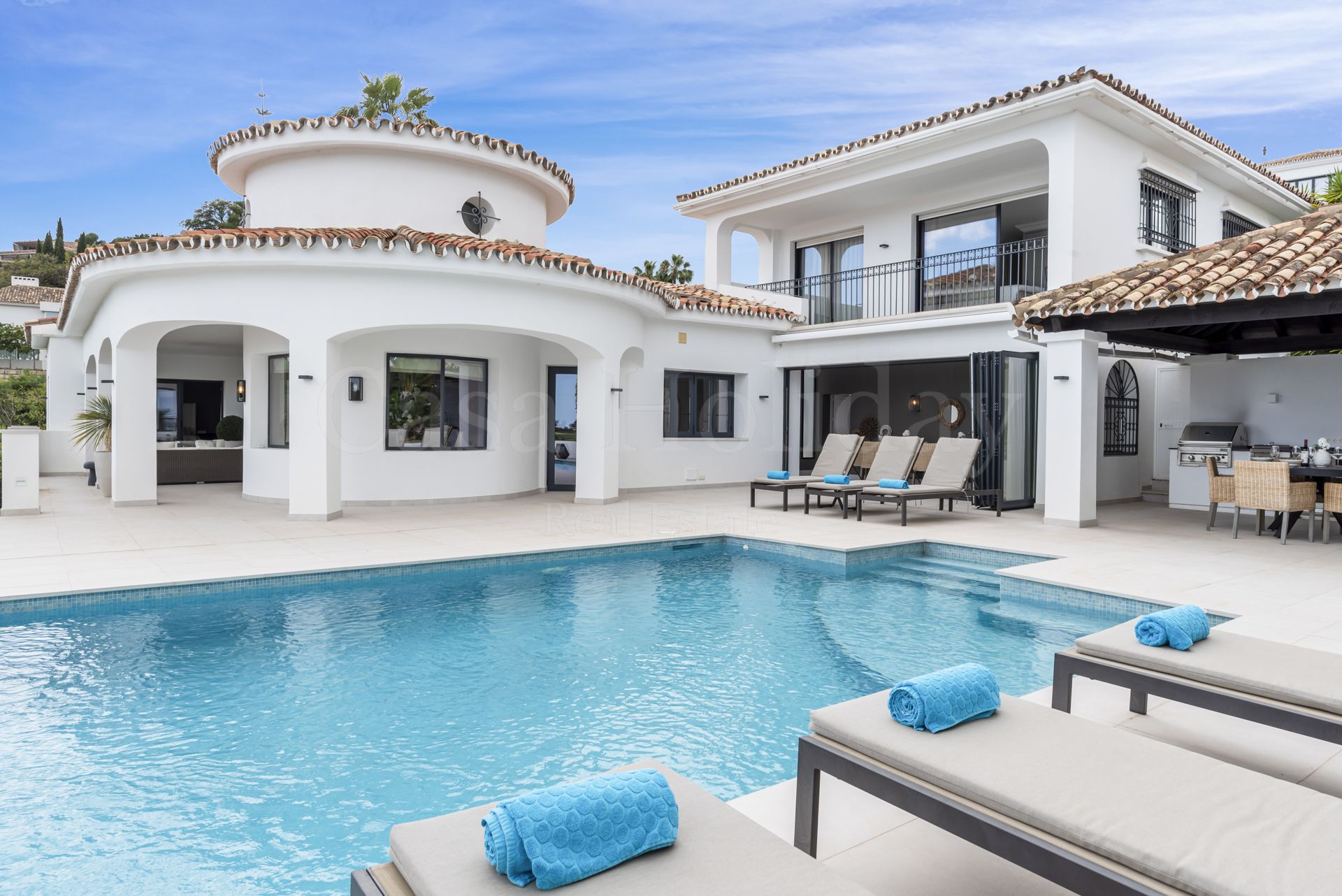 Villa en Altos del Paraiso, Benahavis