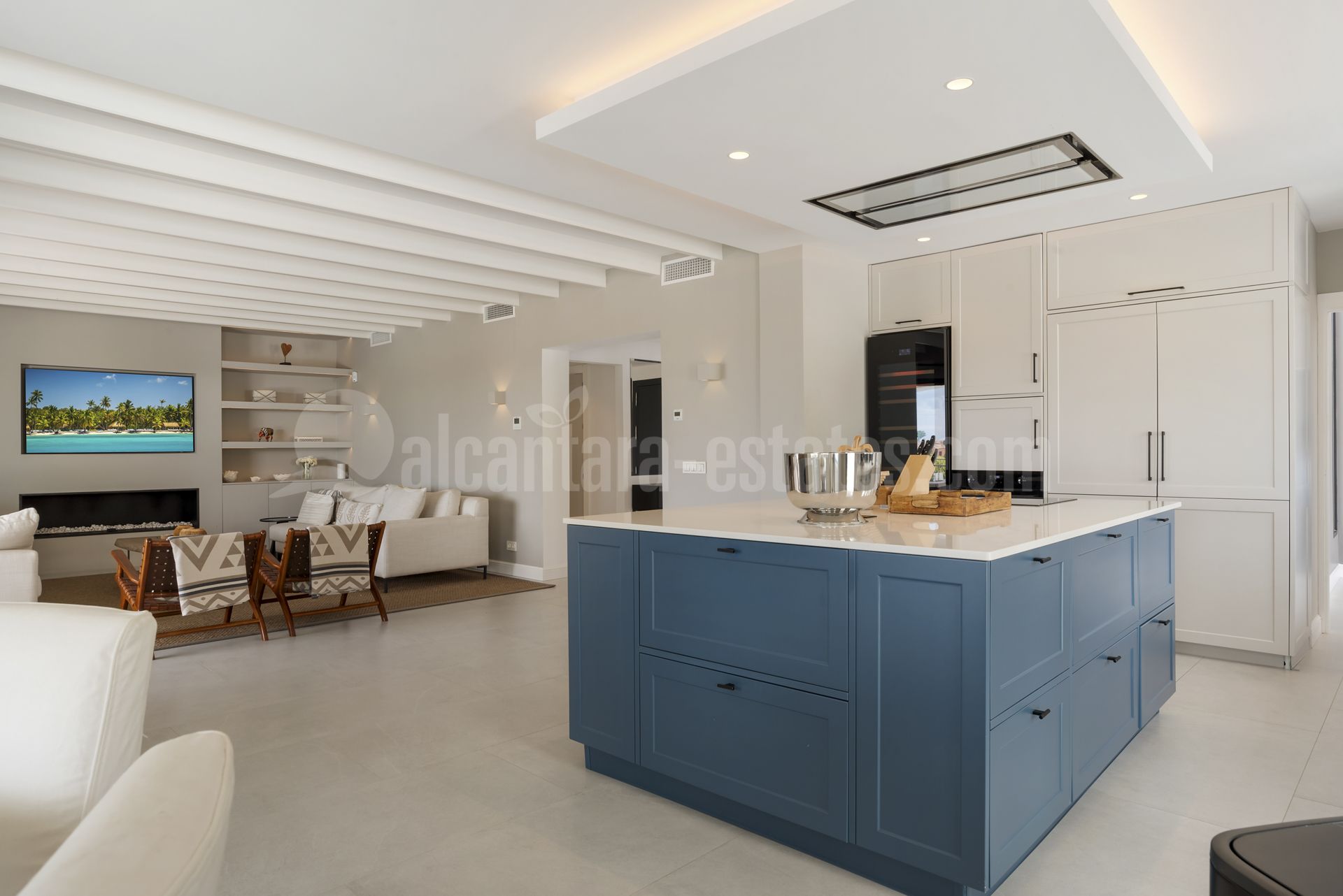 Villa en Altos del Paraiso, Benahavis