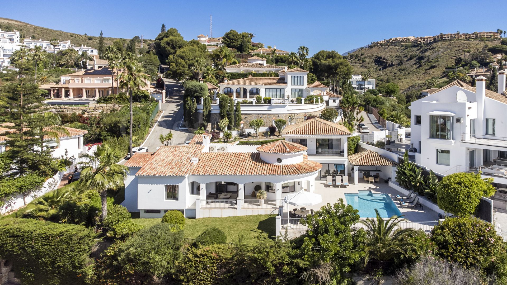 Villa en Altos del Paraiso, Benahavis