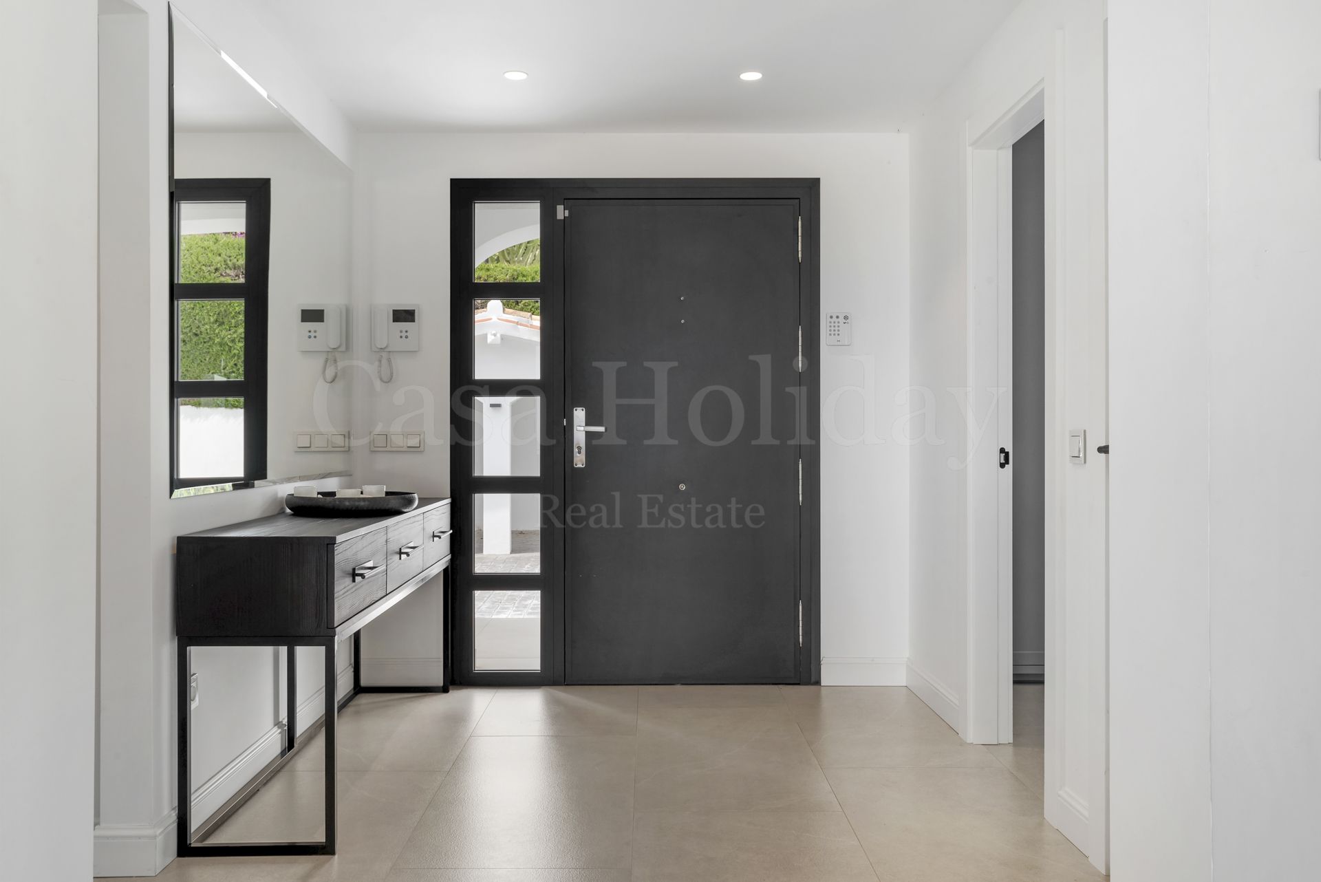 Villa en Altos del Paraiso, Benahavis