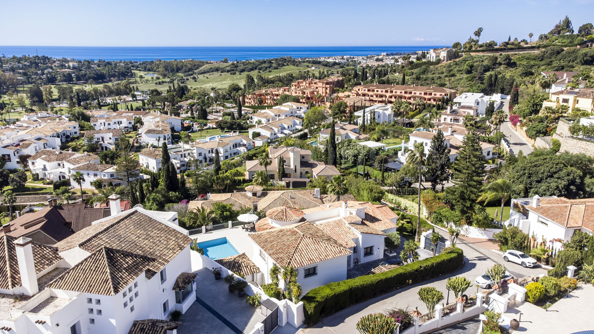 Villa en Altos del Paraiso, Benahavis