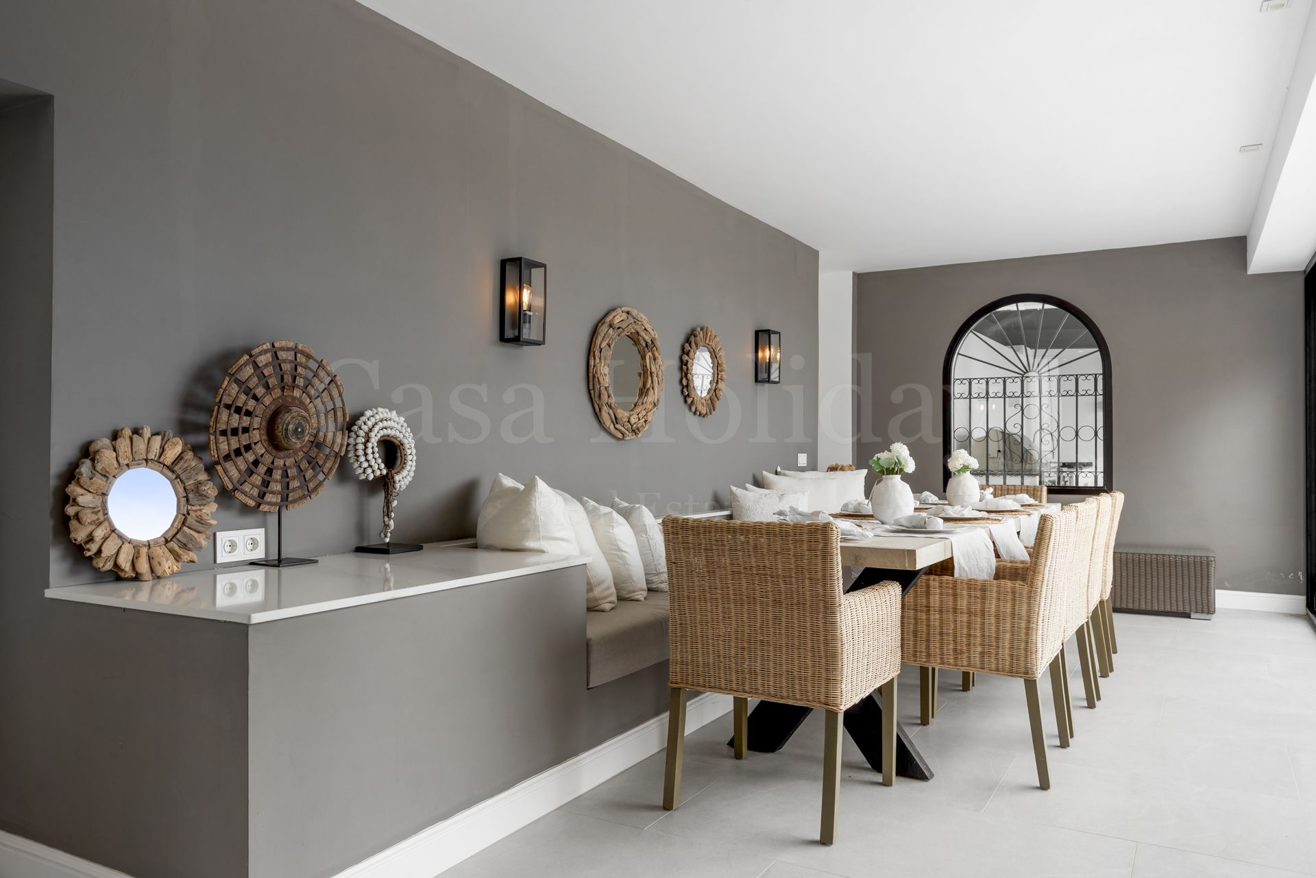 Villa en Altos del Paraiso, Benahavis