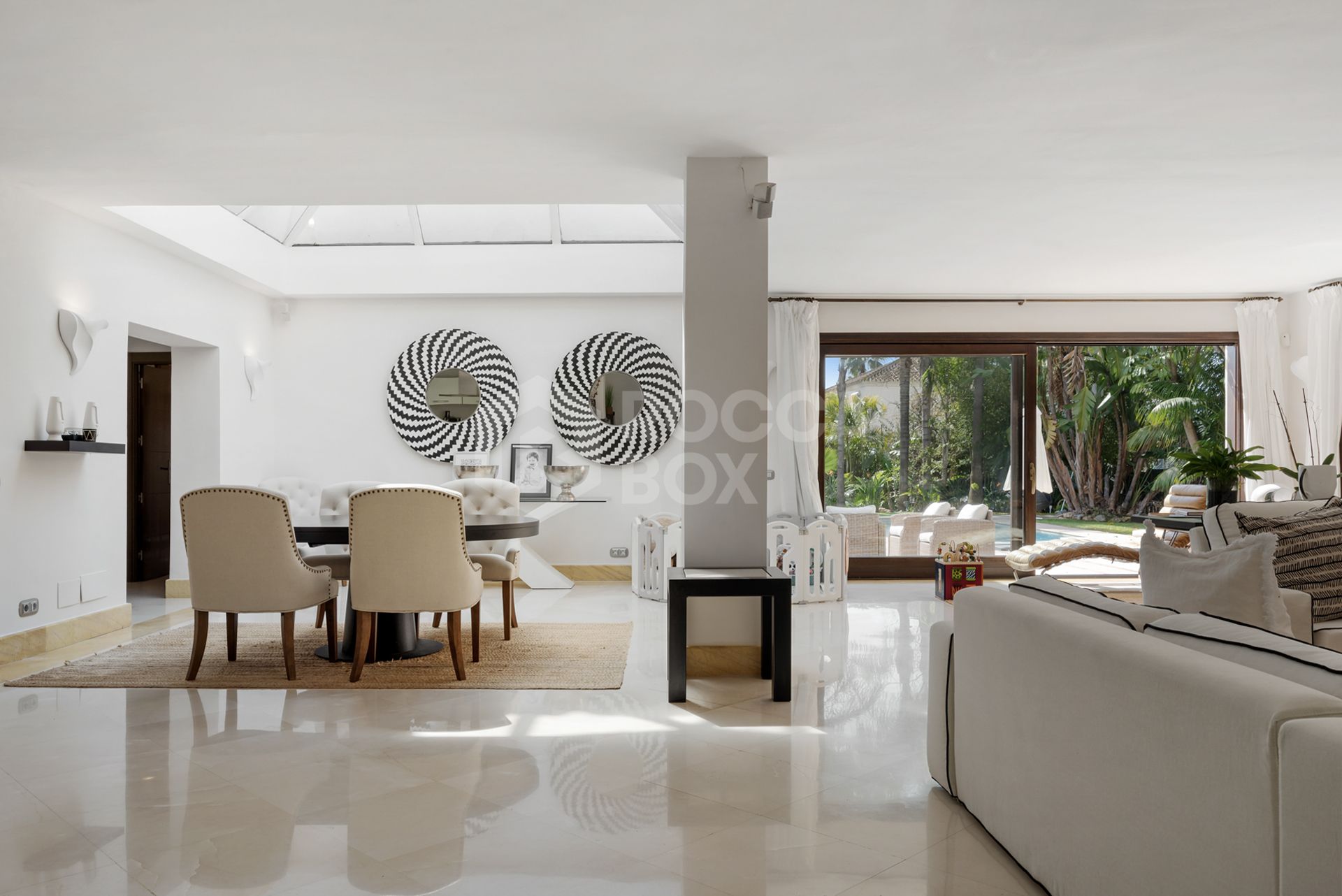 Villa for sale in Nueva Andalucia, Marbella (All)