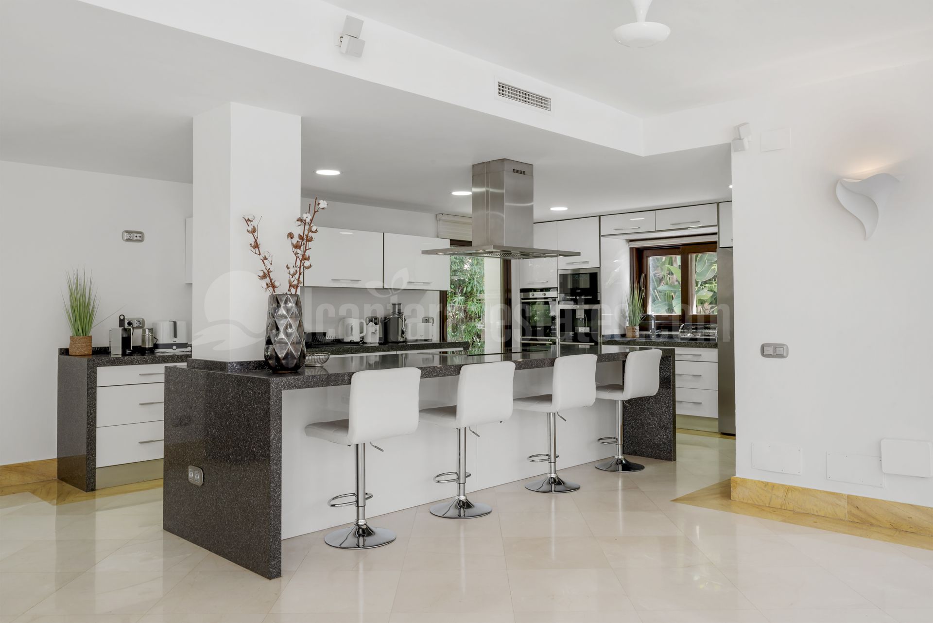 Villa en Nueva Andalucia, Marbella