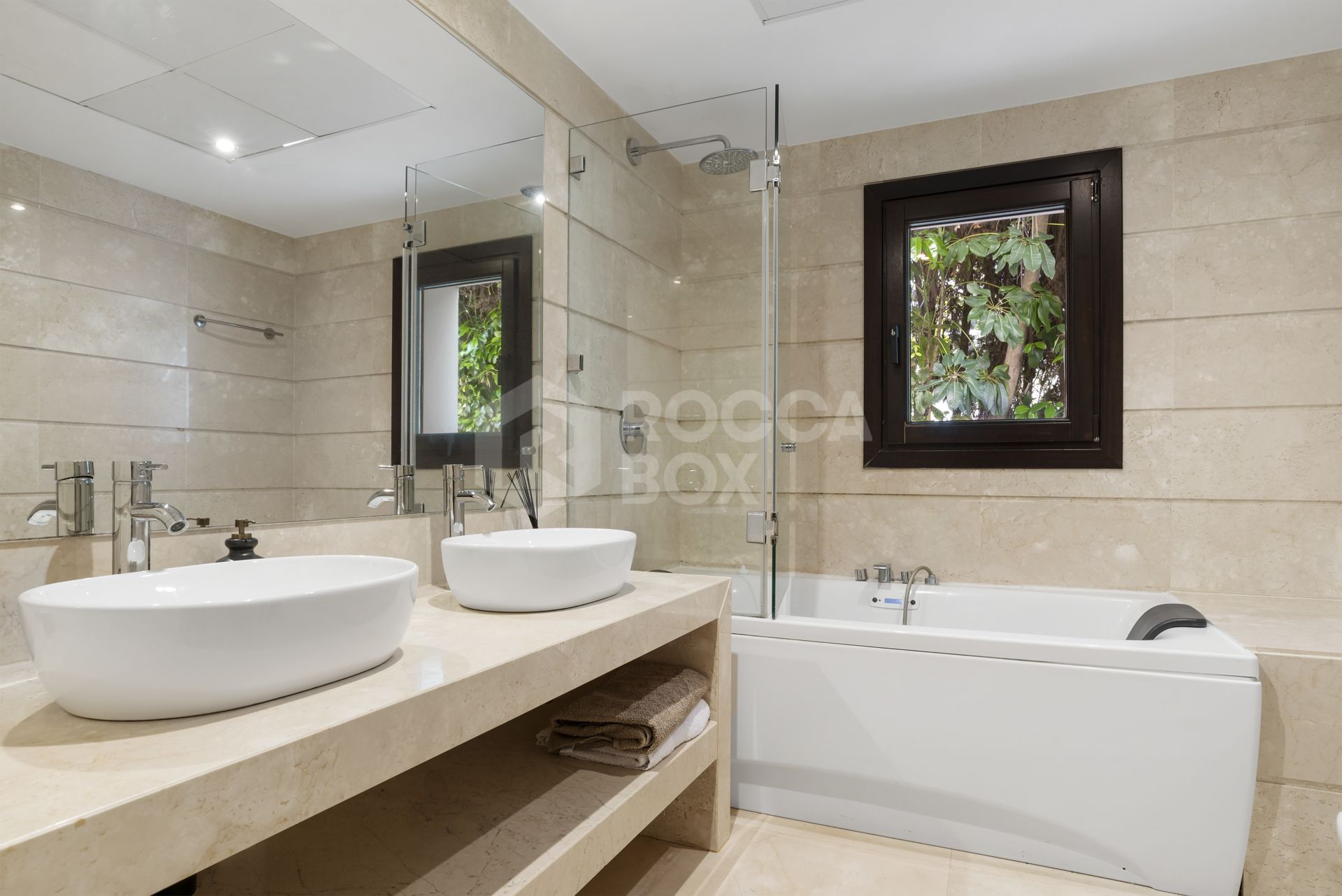 Villa for sale in Nueva Andalucia, Marbella (All)