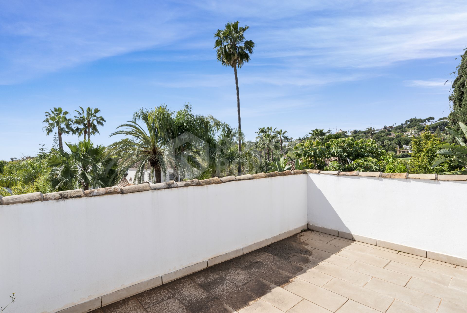 Villa for sale in Nueva Andalucia, Marbella (All)