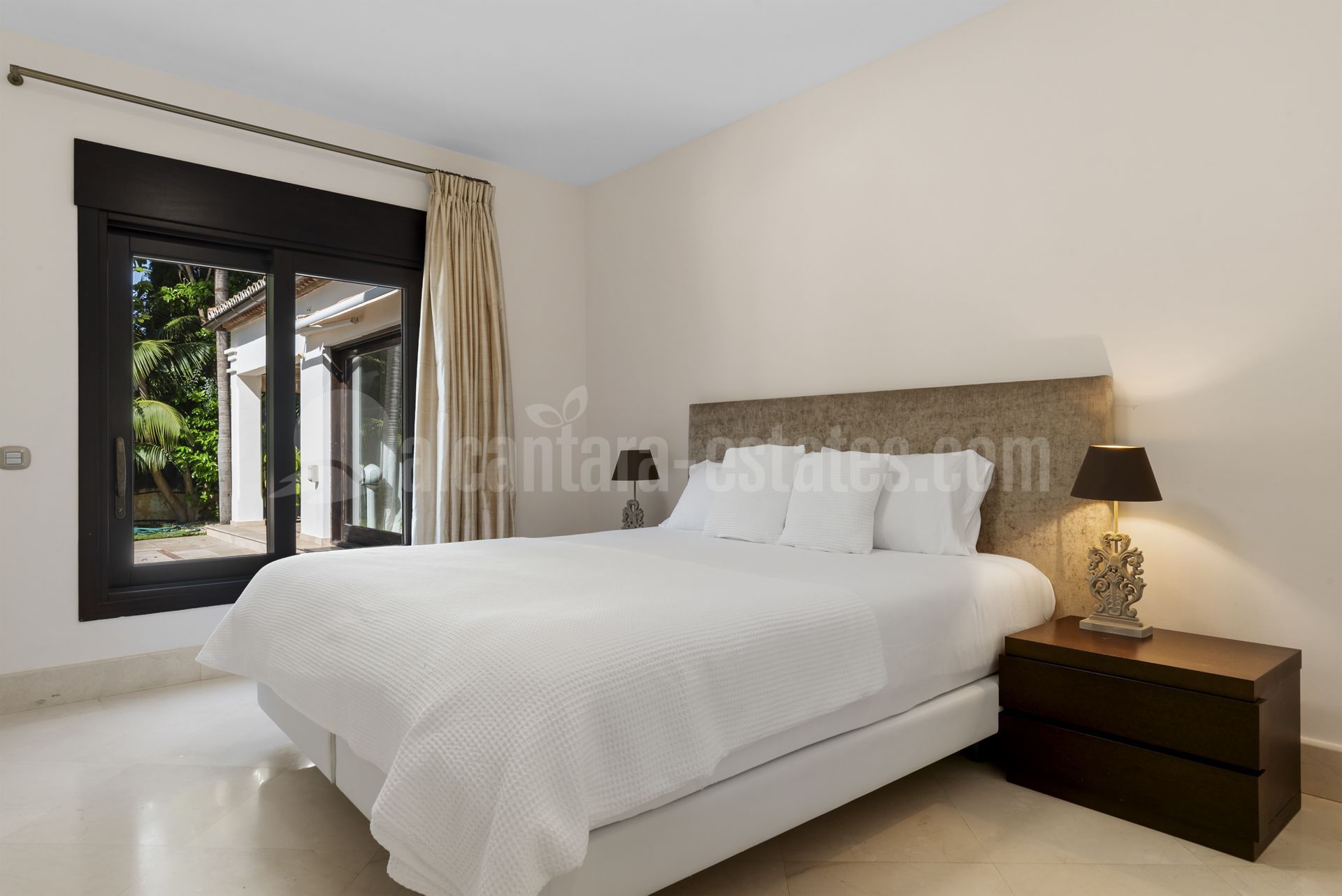 Villa en Nueva Andalucia, Marbella