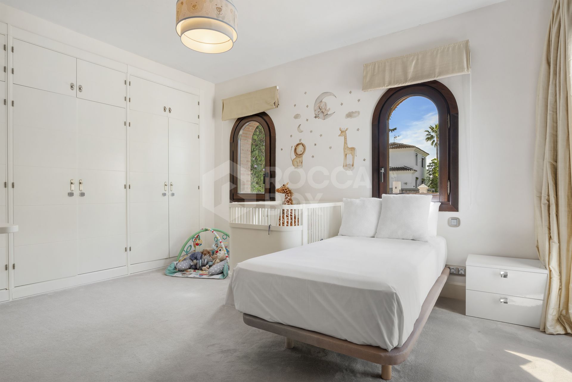 Villa for sale in Nueva Andalucia, Marbella (All)