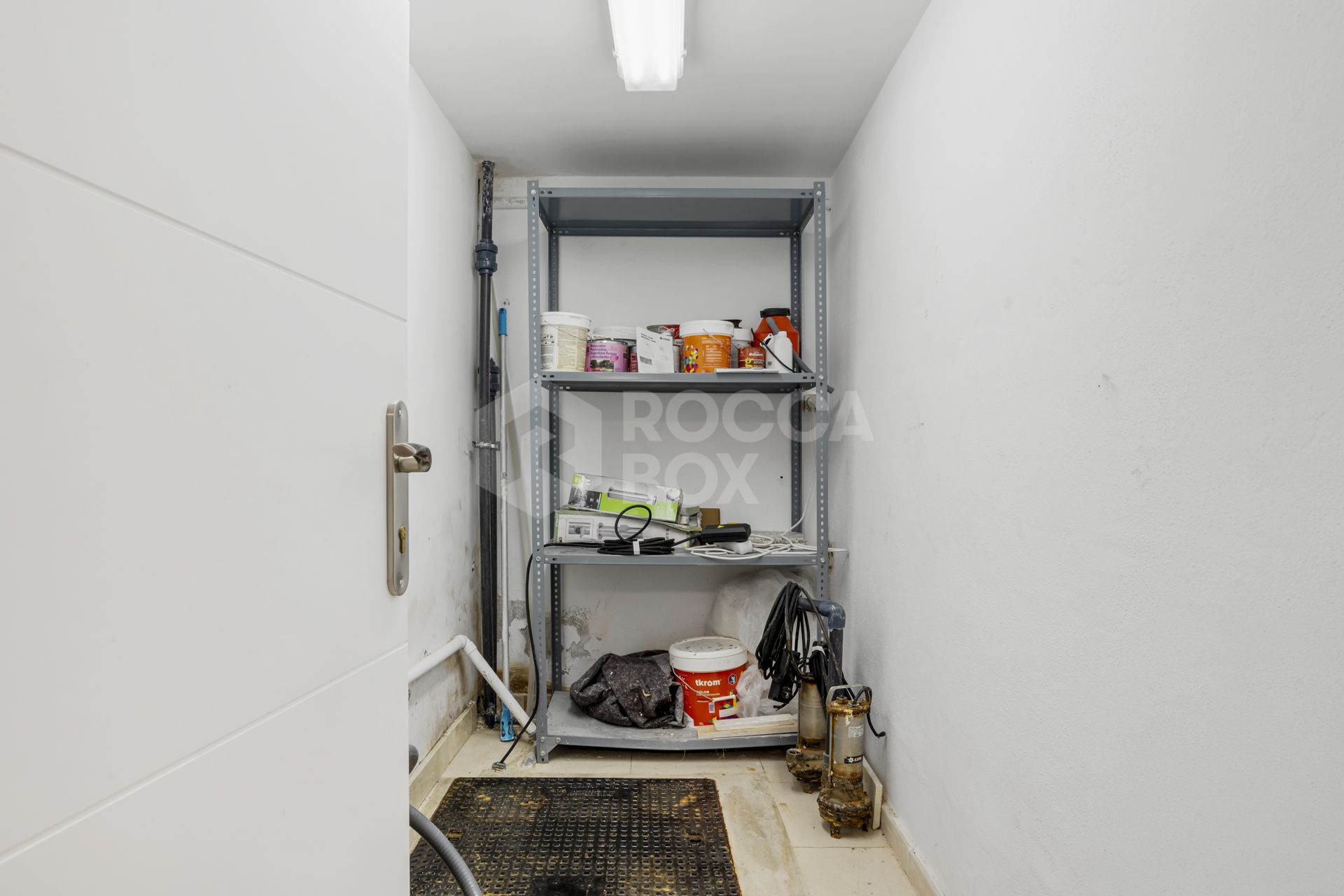 Villa for sale in Nueva Andalucia, Marbella (All)