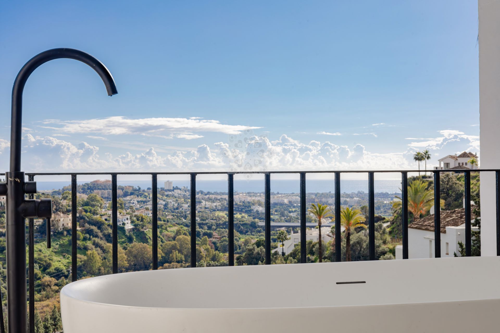 Apartament w Altos de La Quinta, Benahavis