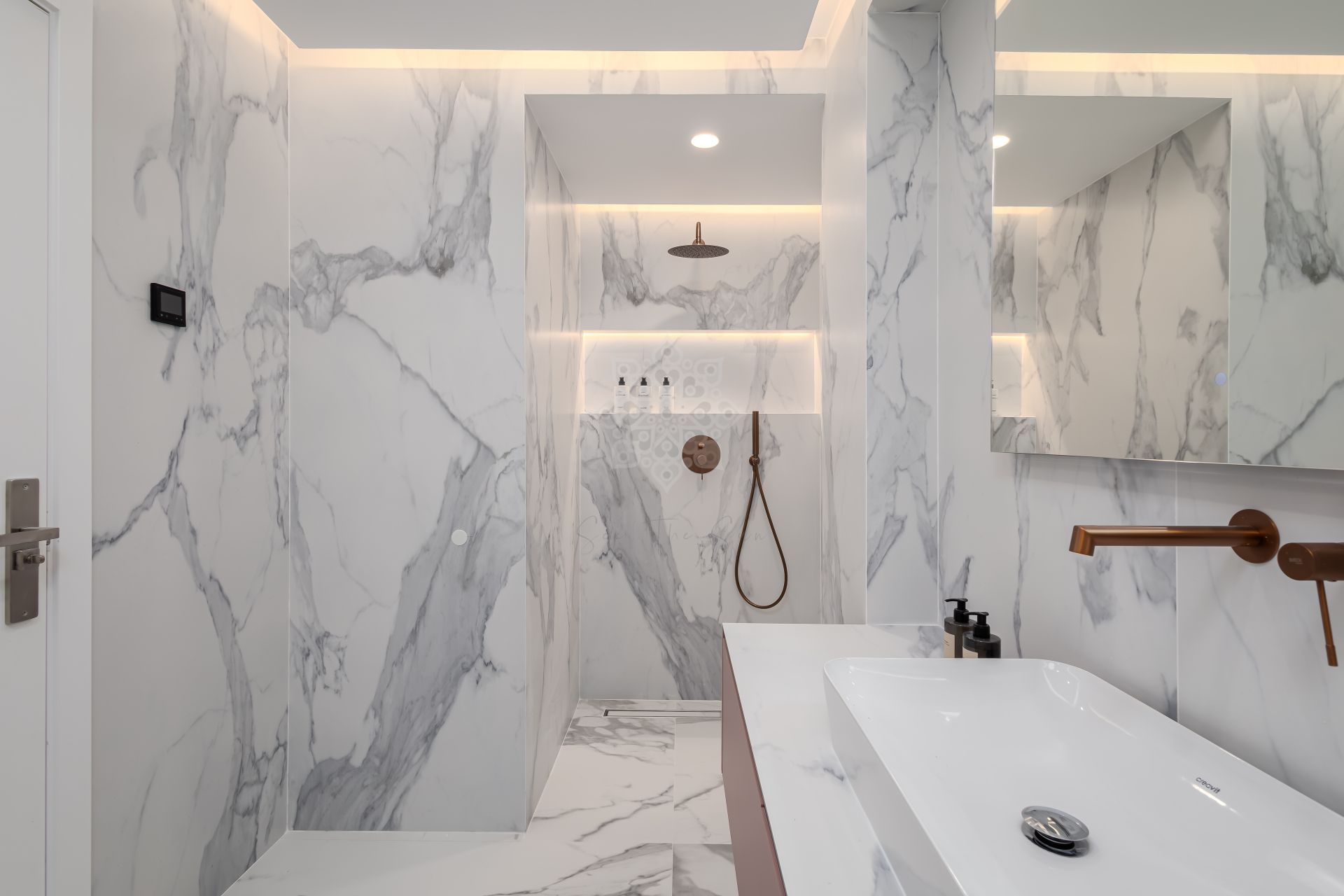 Apartament w Altos de La Quinta, Benahavis