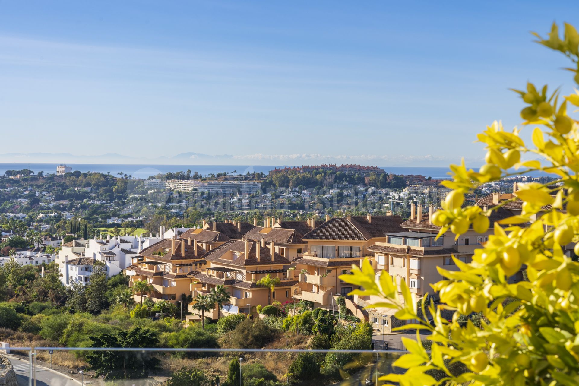 Duplex Penthouse in La Morelia de Marbella, Marbella