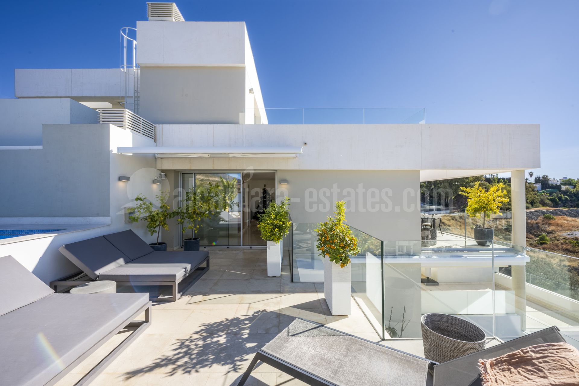 Duplex Penthouse in La Morelia de Marbella, Marbella