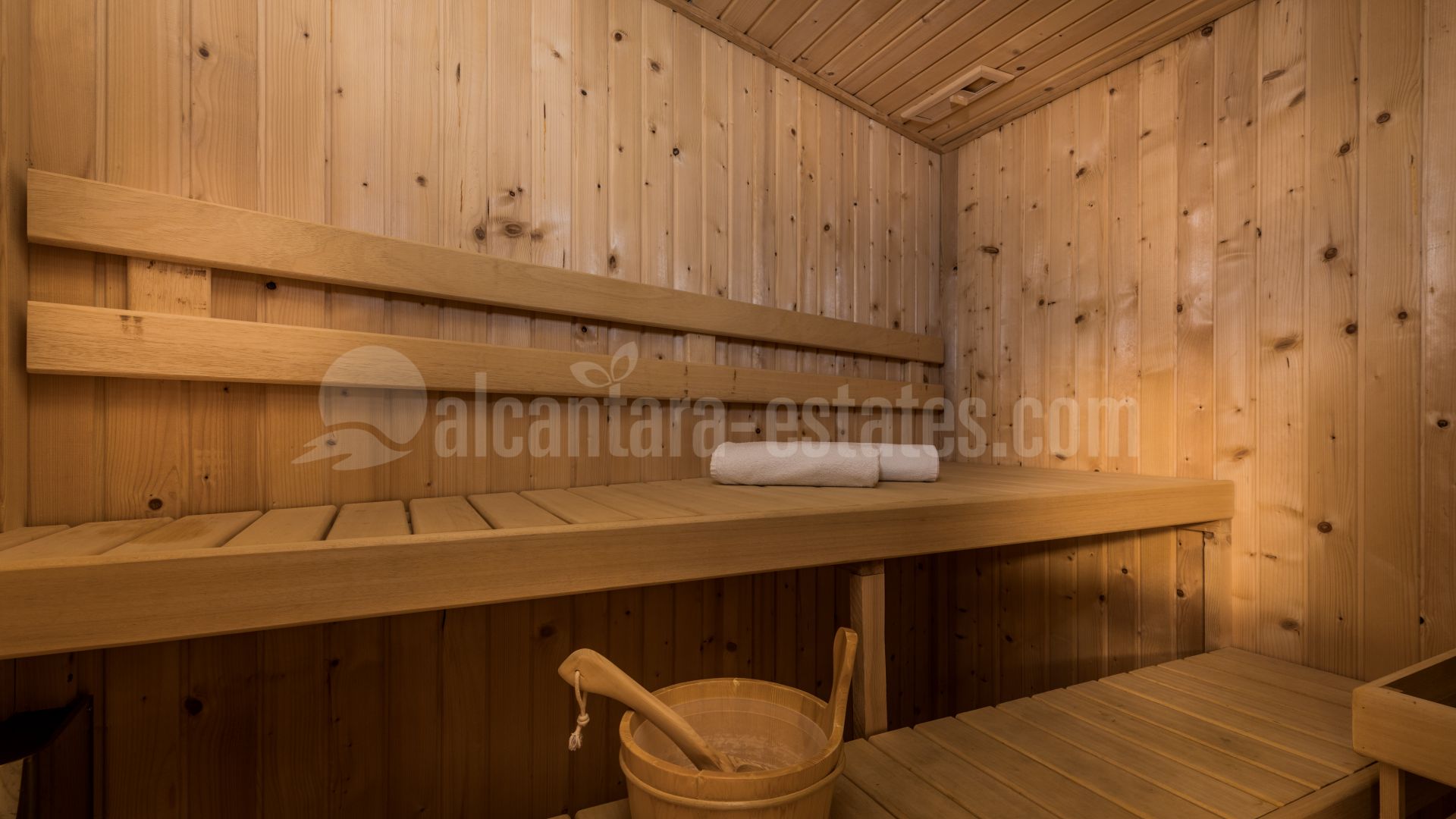 Casa en Costabella, Marbella