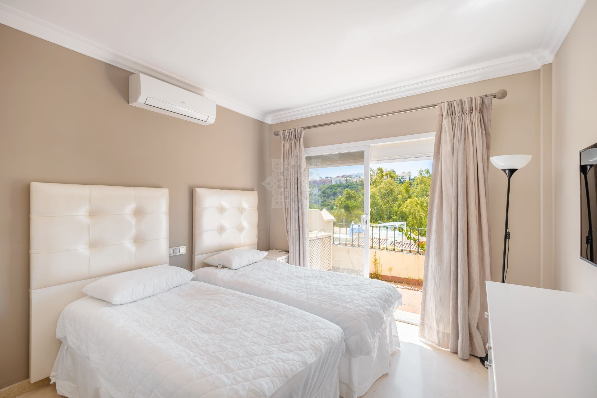 Dom szeregowy w La Quinta Hills, Benahavis