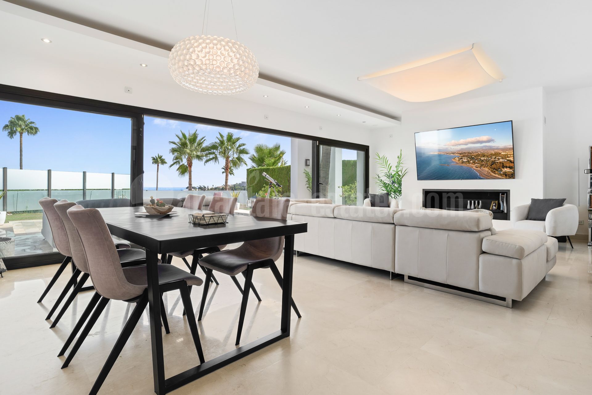 House in Atalaya Fairways, Benahavis