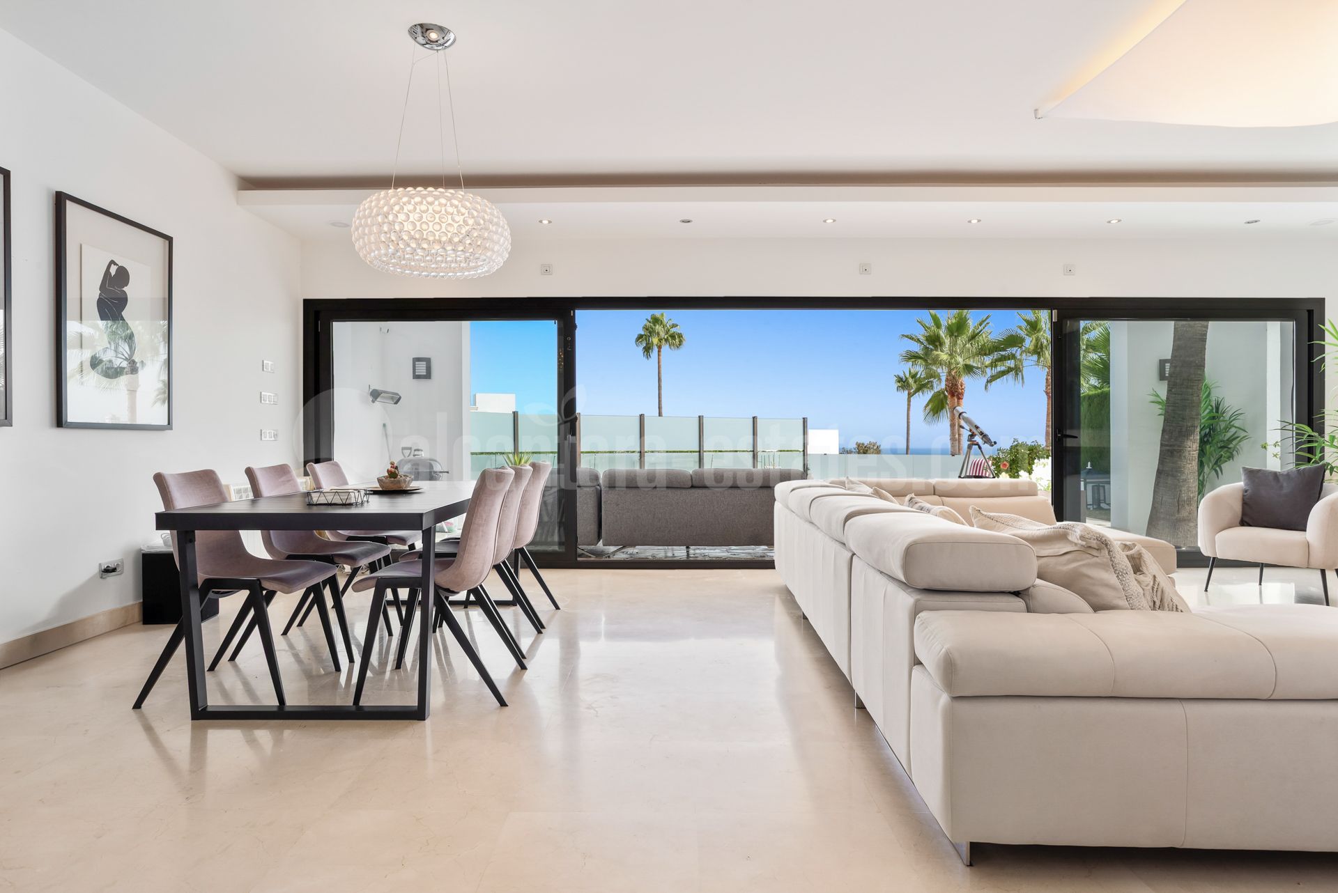 House in Atalaya Fairways, Benahavis