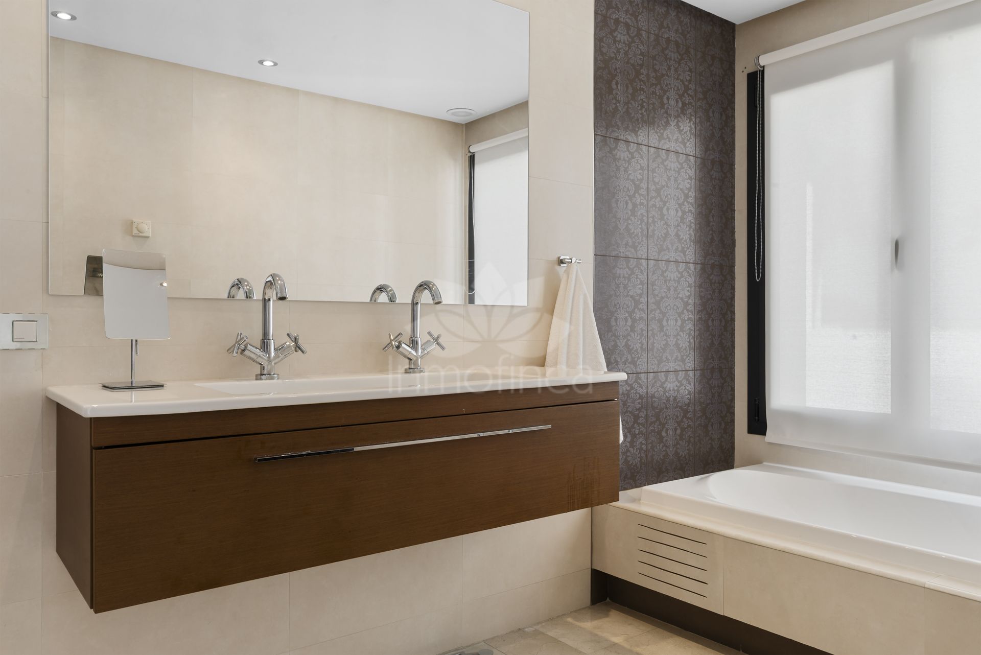 House in Atalaya Fairways, Benahavis