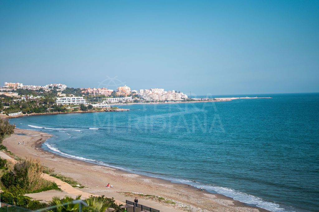 Duplex Penthouse in Estepona