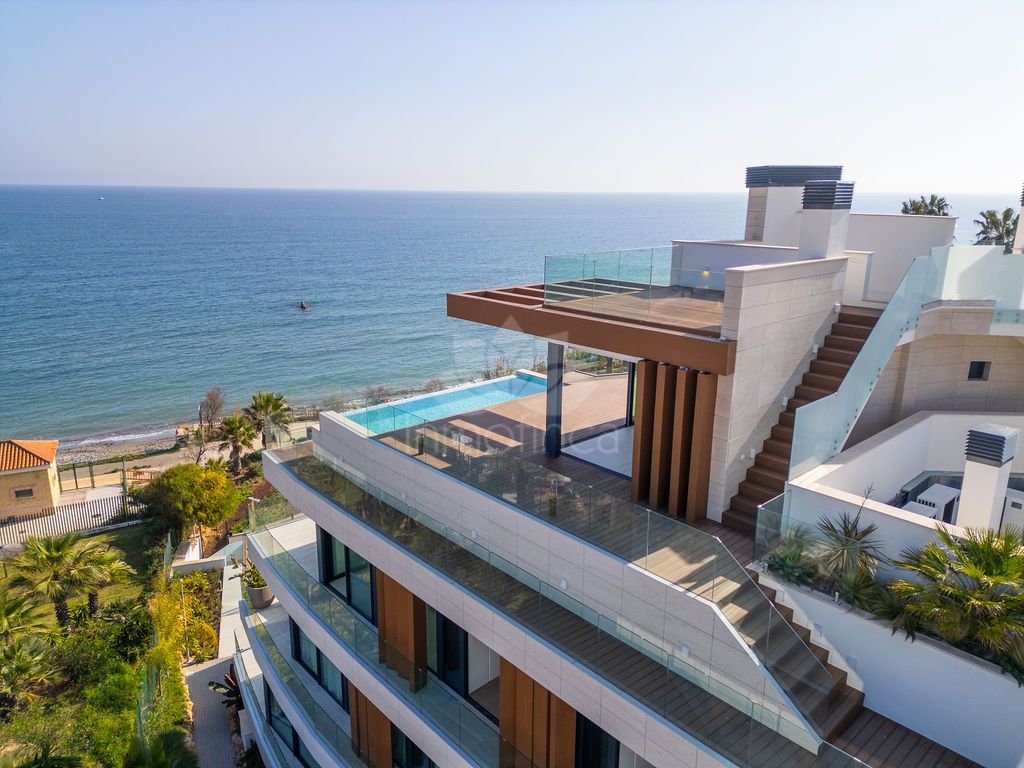 Duplex Penthouse in Estepona