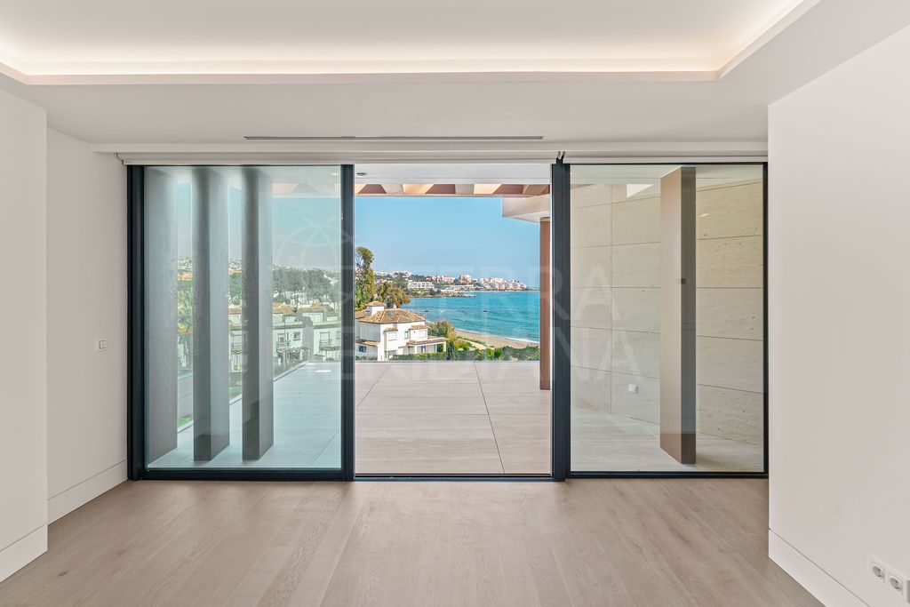 Duplex Penthouse in Estepona