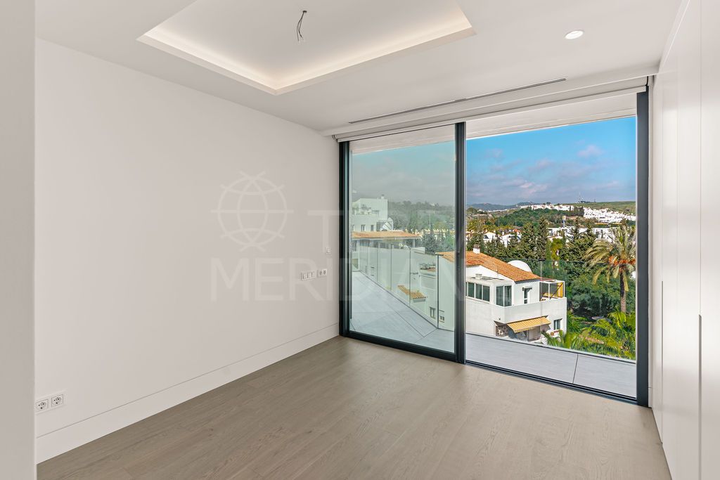 Duplex Penthouse in Estepona