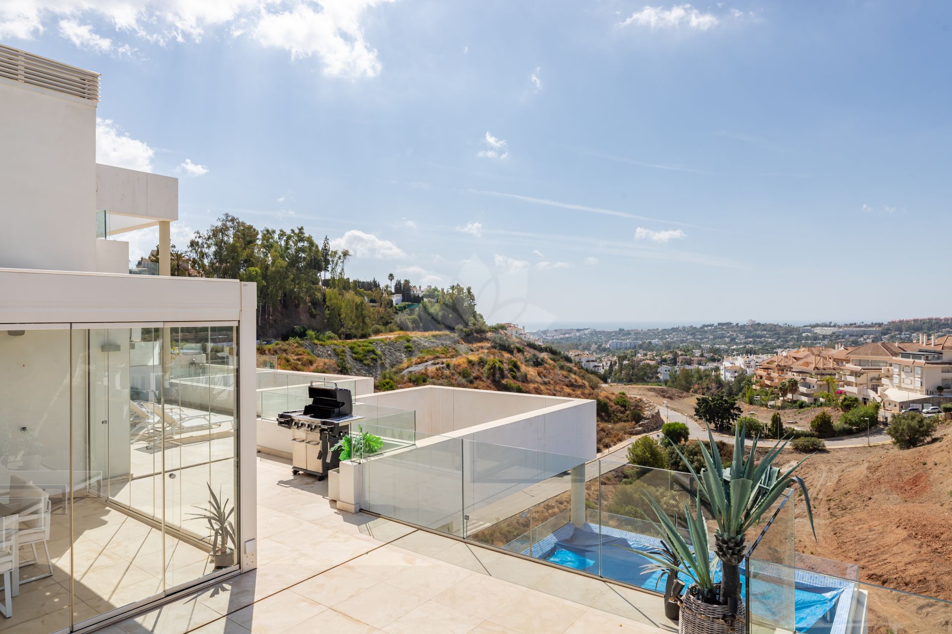 Apartment in Nueva Andalucia, Marbella