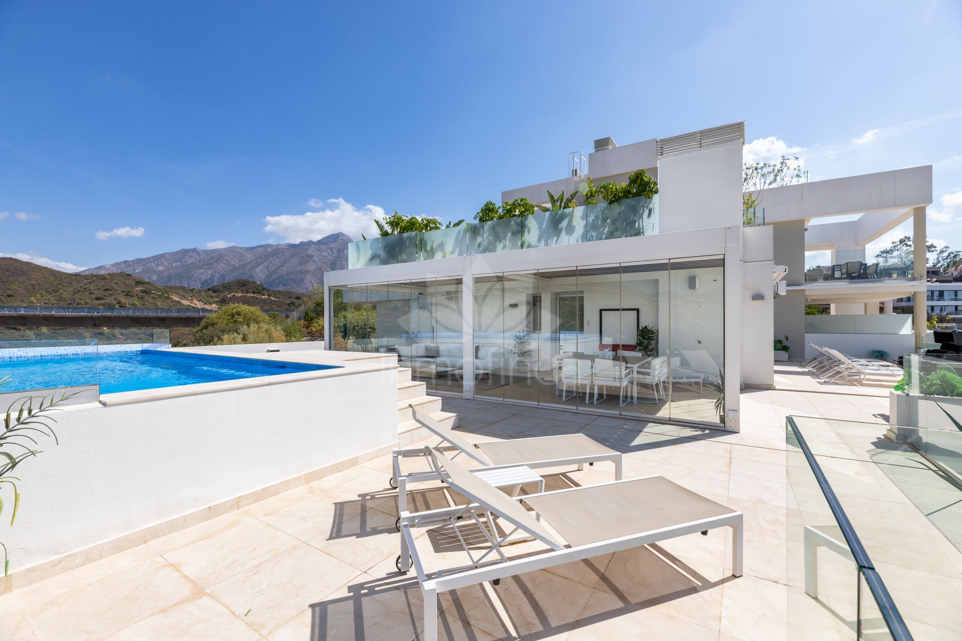 Apartment in Nueva Andalucia, Marbella
