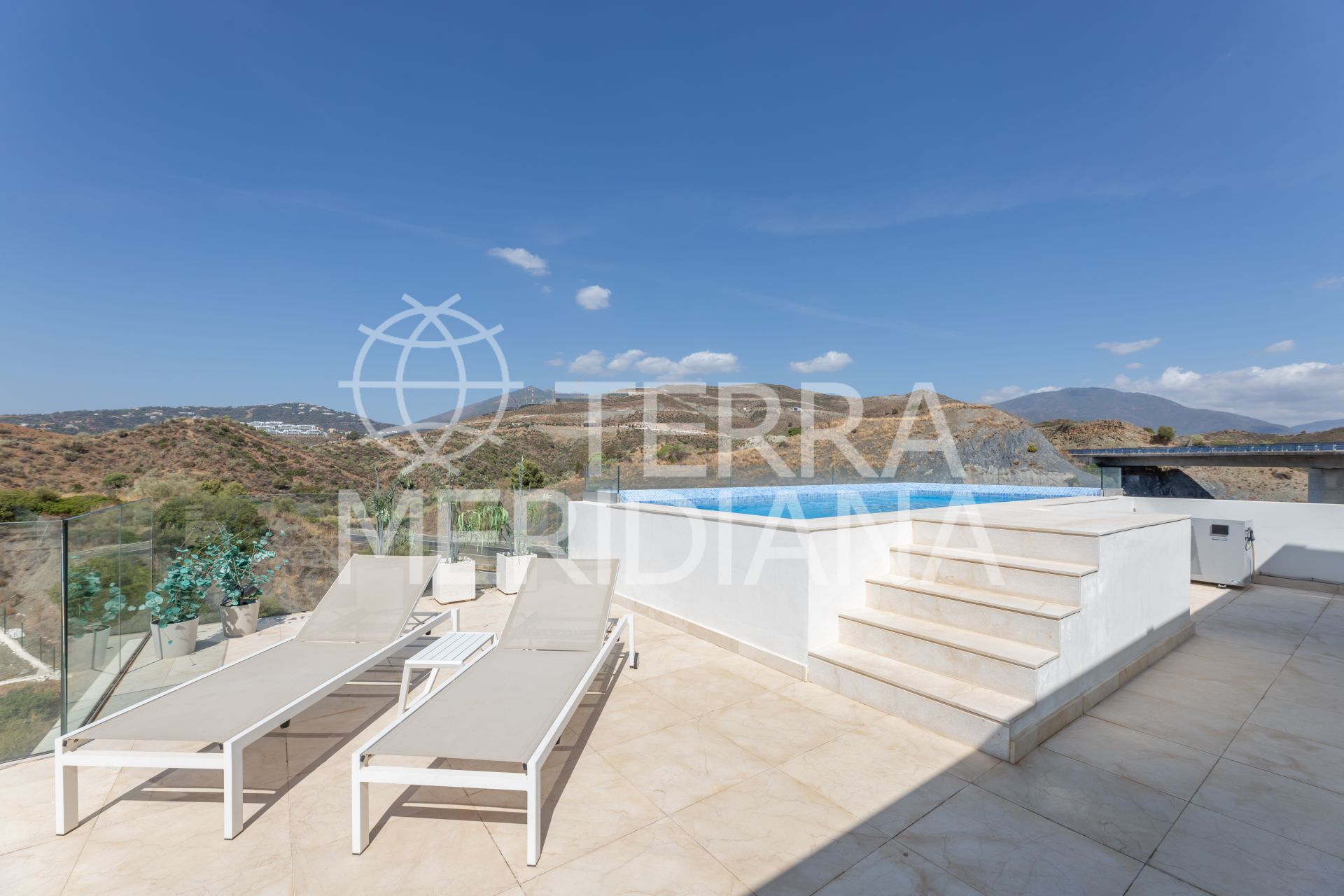 Apartment in Nueva Andalucia, Marbella