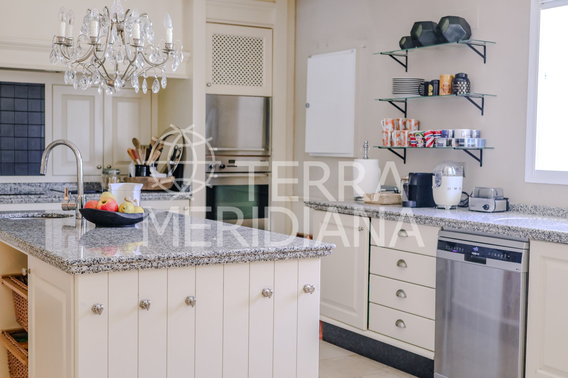 Villa in Las Brisas del Golf, Marbella