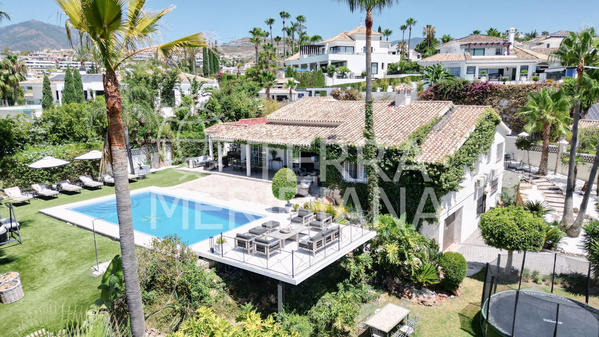 Villa in Las Brisas del Golf, Marbella