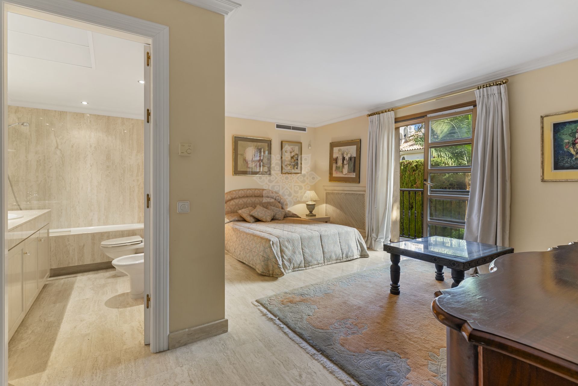 Villa in Nueva Andalucia, Marbella
