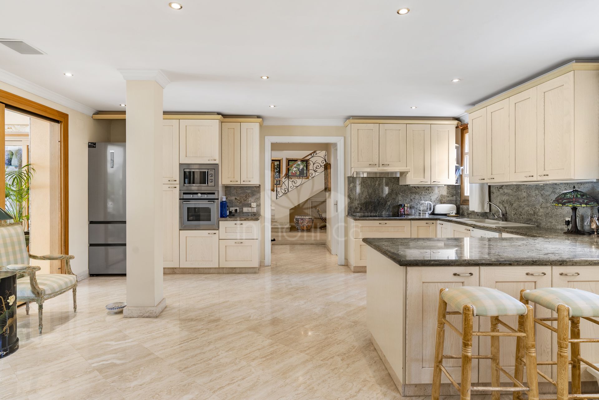 Villa in Nueva Andalucia, Marbella