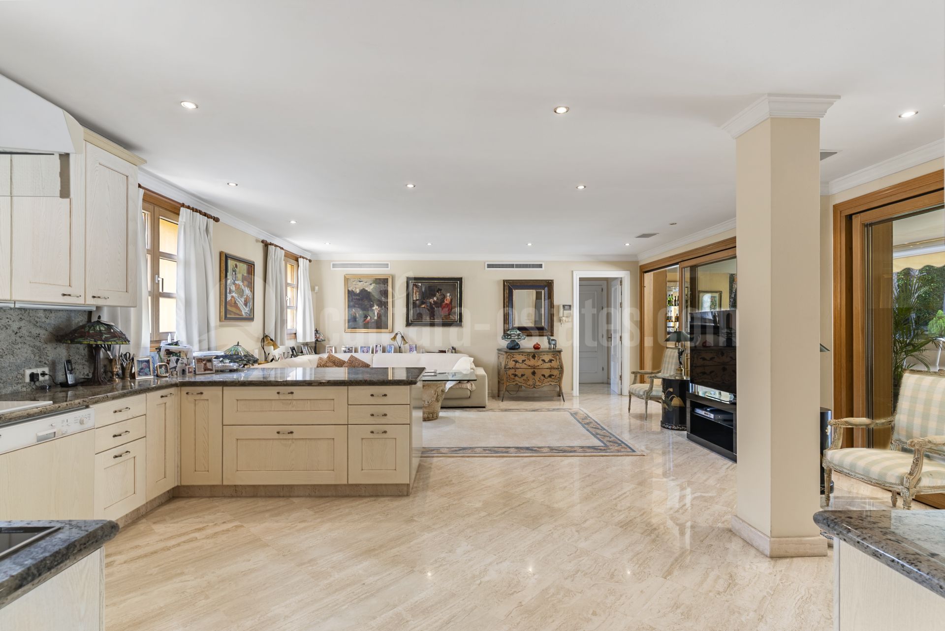 Villa en Nueva Andalucia, Marbella