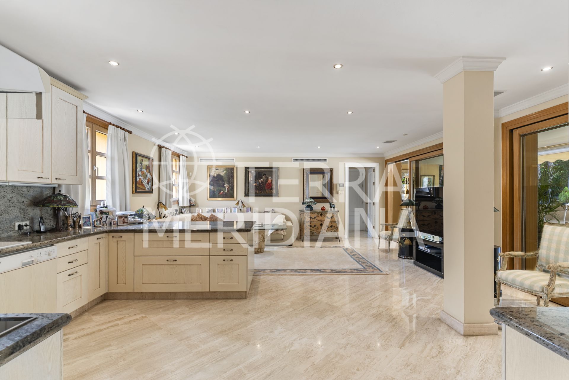 Villa in Nueva Andalucia, Marbella