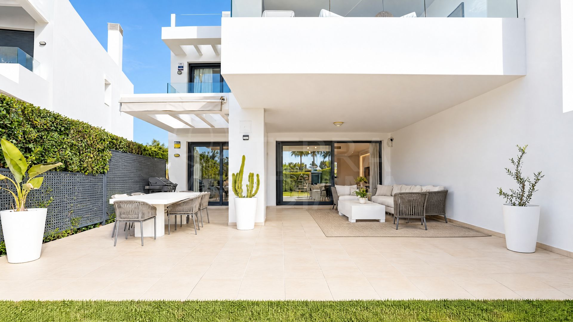 Ground Floor Apartment in Atalaya, Estepona