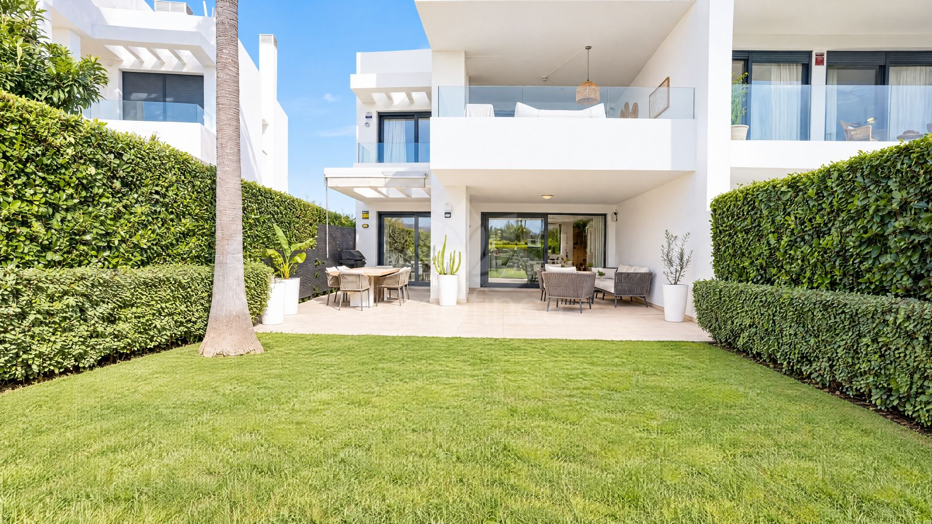 Ground Floor Apartment in Atalaya, Estepona