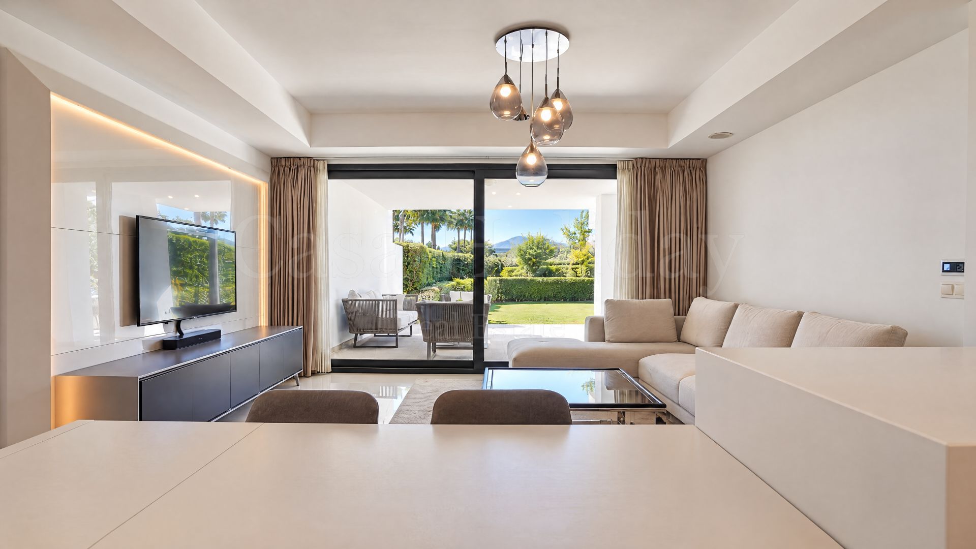 Ground Floor Apartment in Atalaya, Estepona