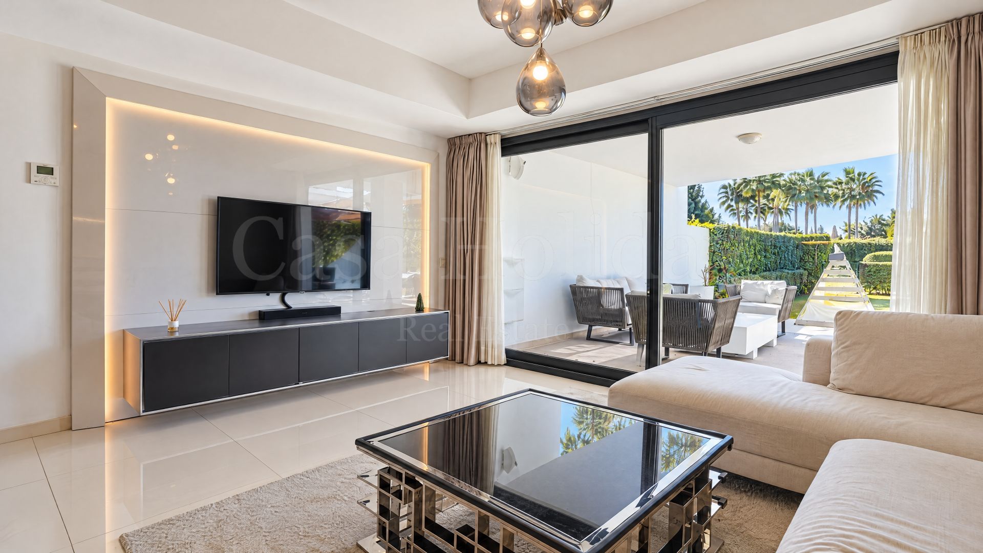 Ground Floor Apartment in Atalaya, Estepona