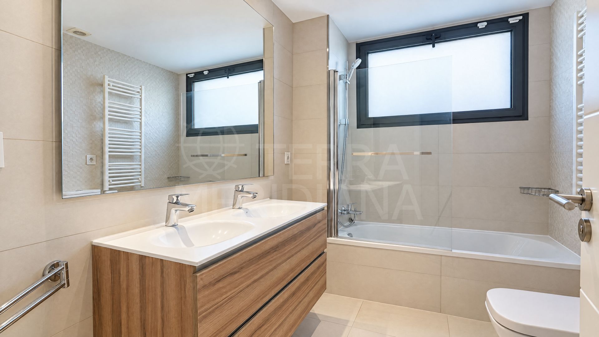 Ground Floor Apartment in Atalaya, Estepona