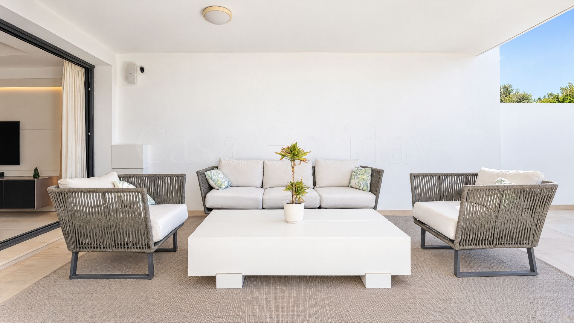 Ground Floor Apartment in Atalaya, Estepona